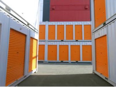 ハローストレージ八幡穴生｜屋外型トランクルーム